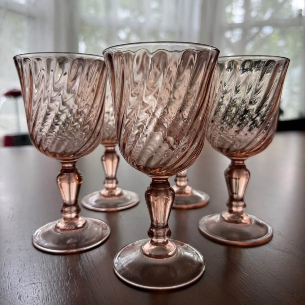 Arcoroc France pink wine glasses